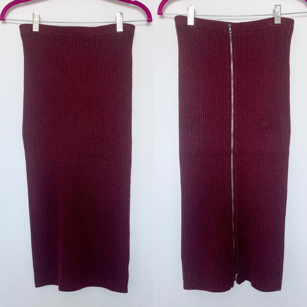 THEORY Ornita Knit Midi Skirt - Size XS/P - Burgandy Color - Pencil Skirt